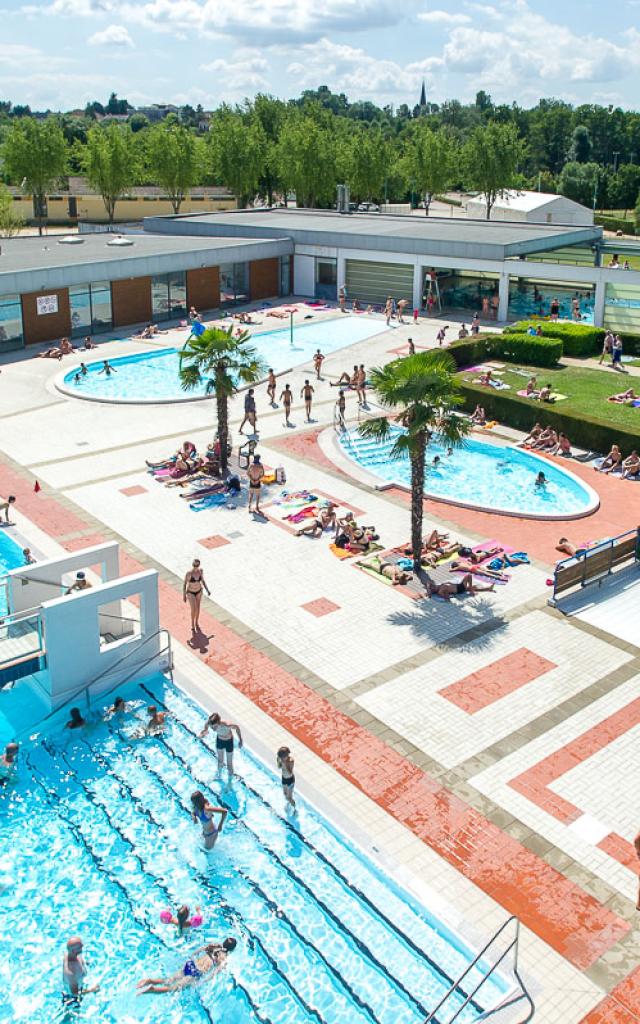 vue aérienne de la piscine