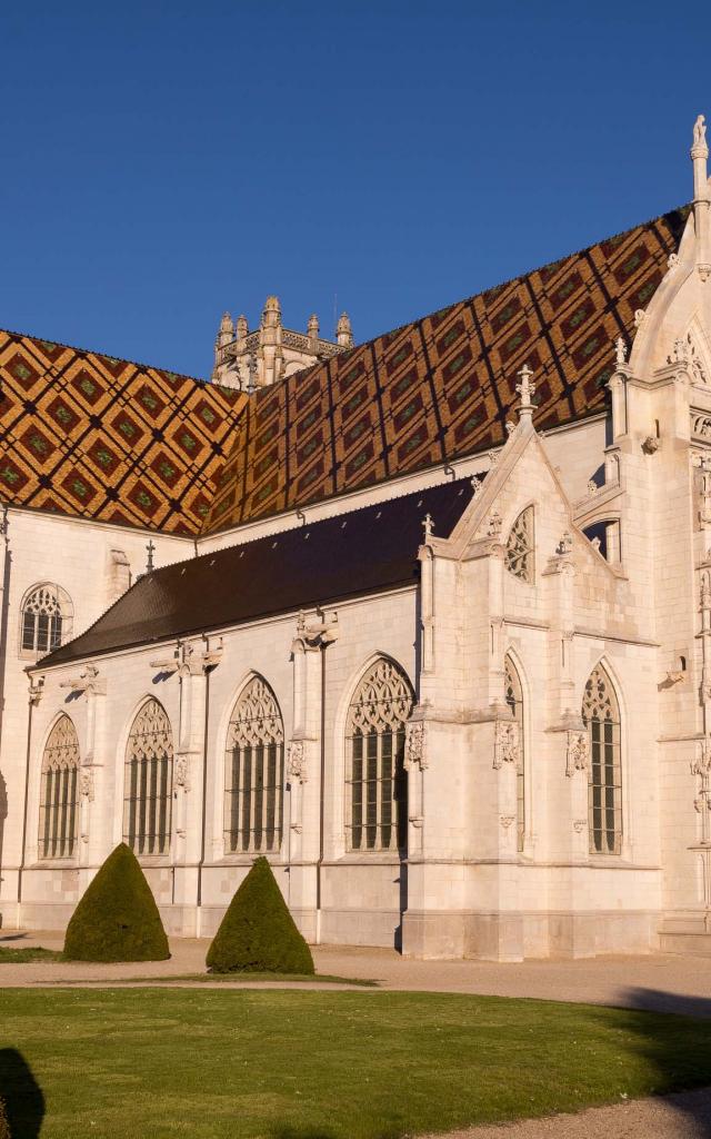 Vue de profil du Monastère Royal De Brou