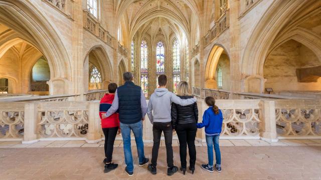 Famille au Monastère Royal De Brou