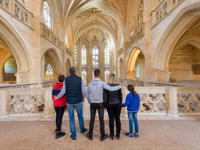 Famille au Monastère Royal De Brou