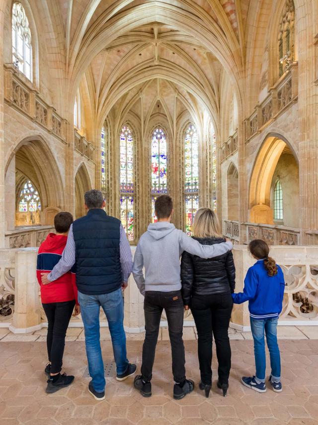 Famille au Monastère Royal De Brou