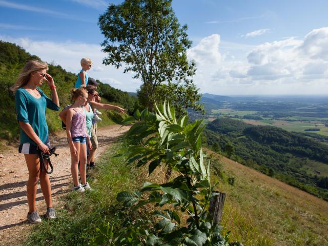 Promenade en famille Mont Myon, Ain.