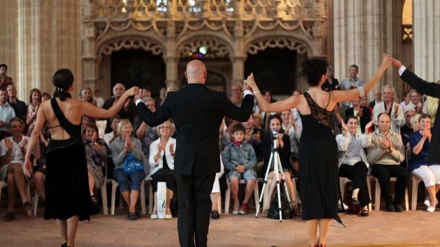 Reportage Danse et musique Argentines avec Tango Nuevo, monastère de Brou à Bourg en Bresse, août 2011.