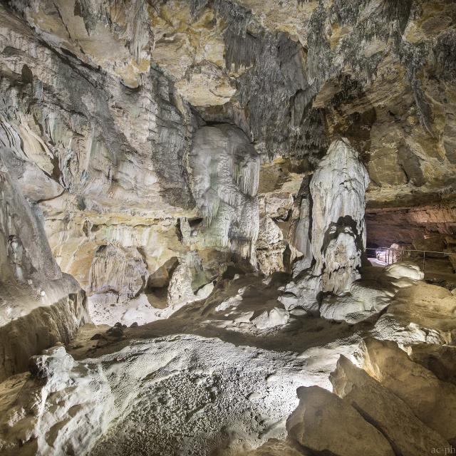 Grottes