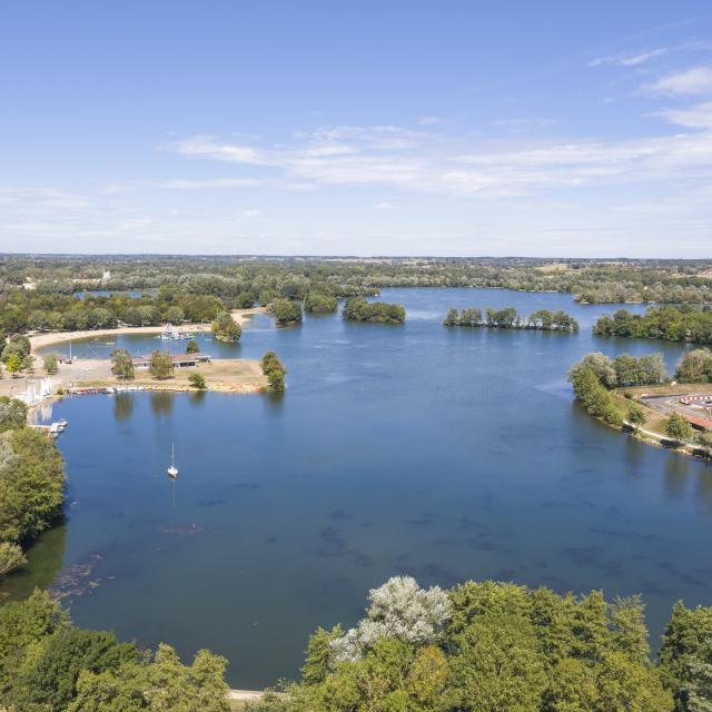 camping et base de loisirs de la Plaine Tonique