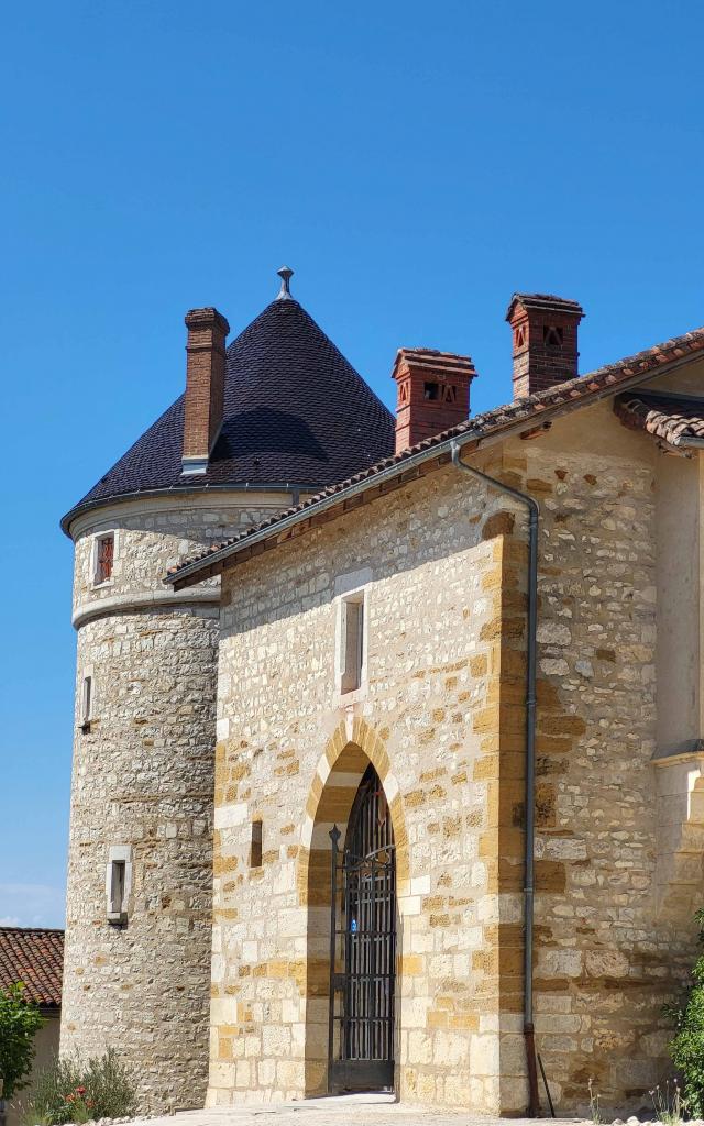 Porche Château De Treffort